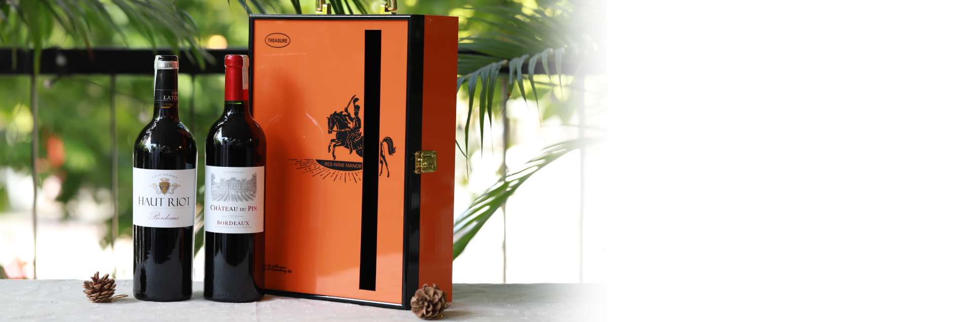 Set Rượu vang Pháp kèm hộp sơn mài đôi khoét lỗ màu cam